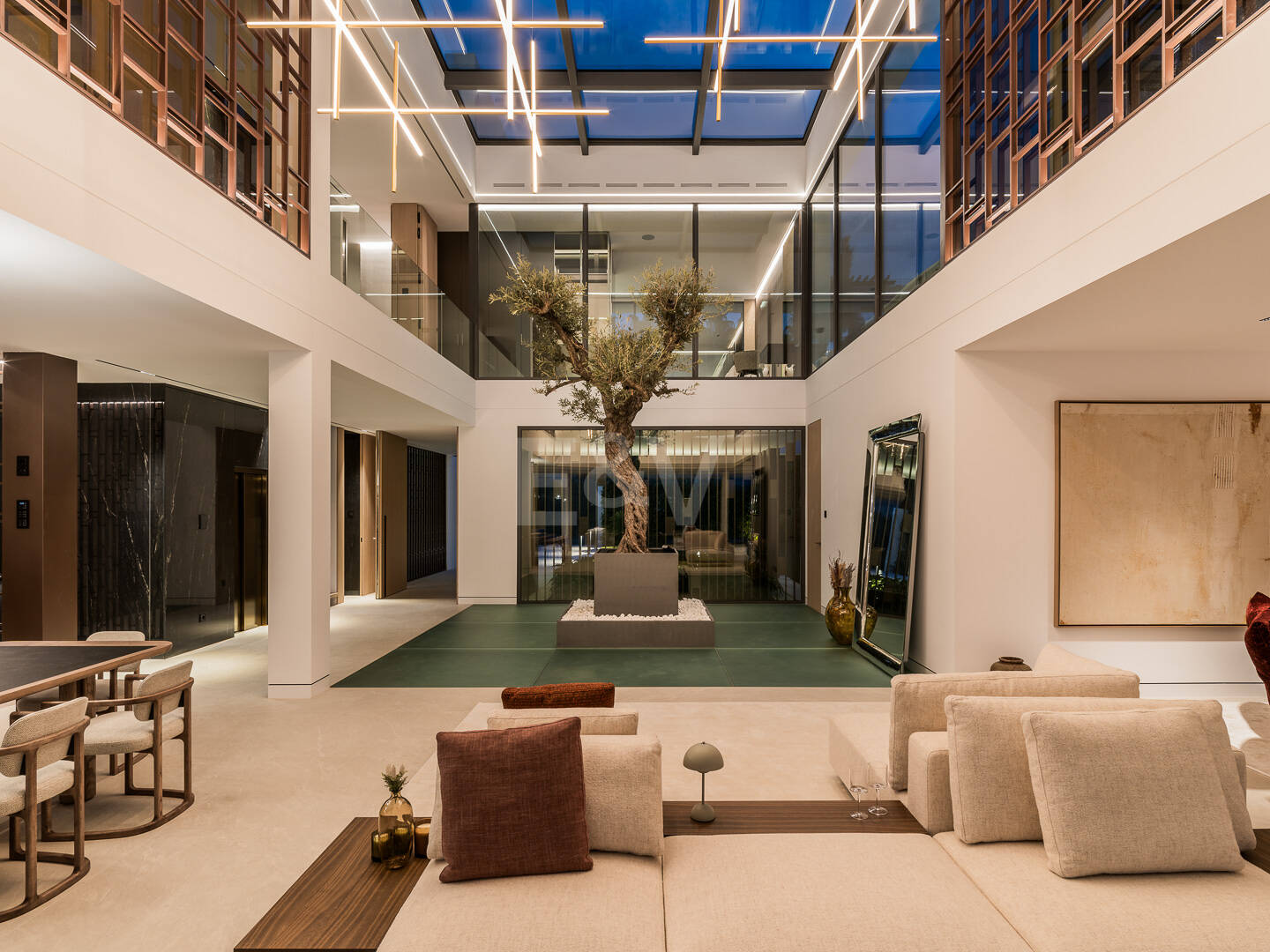 Sophisticated Contemporary Villa on the Golden Mile Steps from the Beach