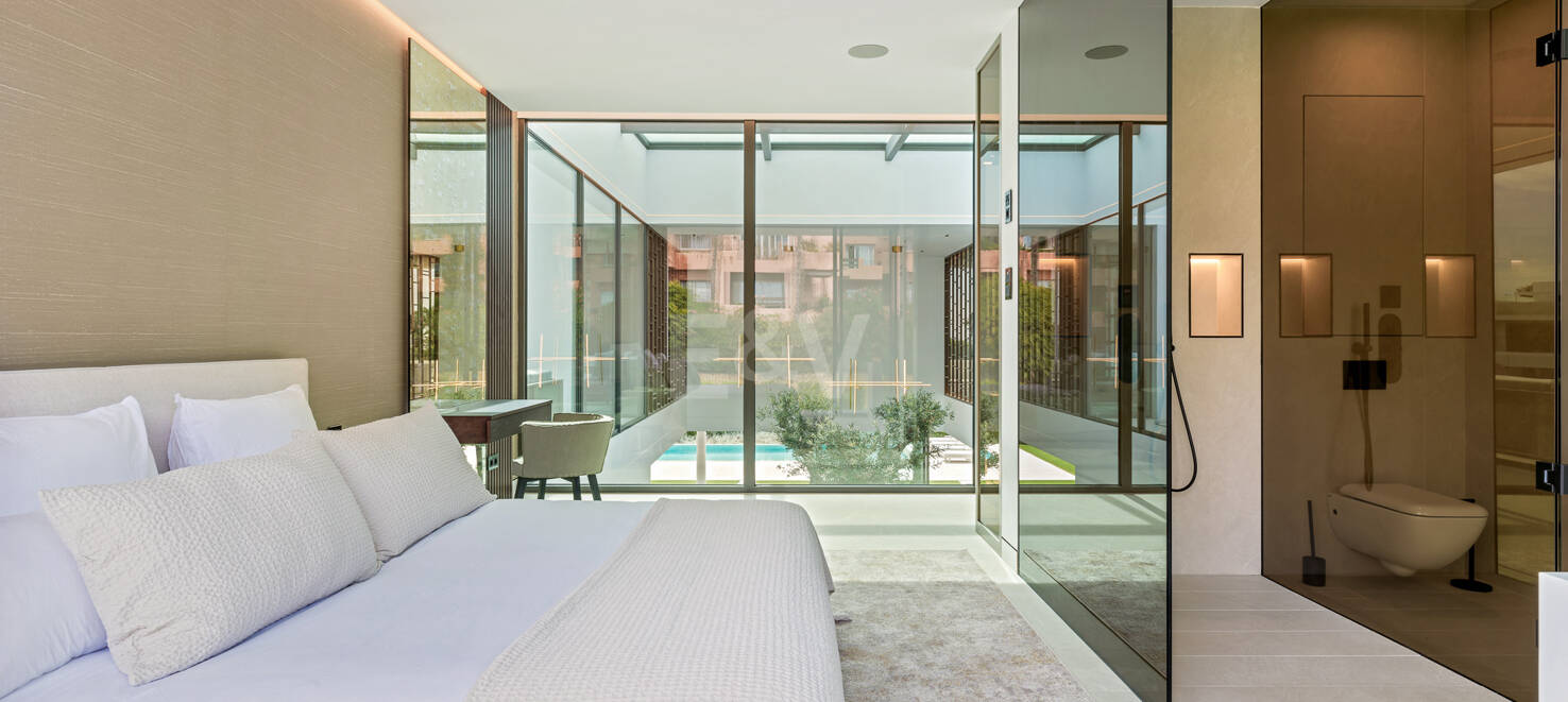 Anspruchsvolle moderne Design-Villa auf der Goldenen Meile