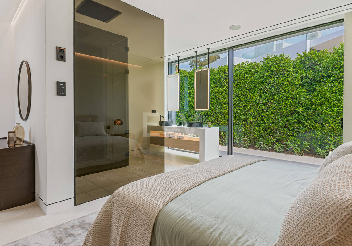 Sofisticada villa de estilo contemporáneo en la Milla de Oro cerca de la playa
