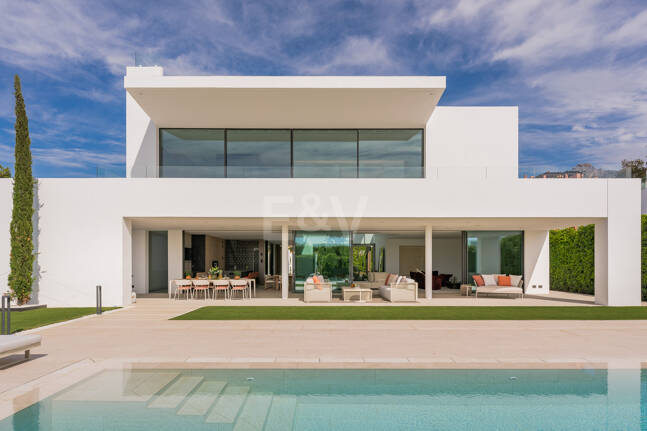 Sophisticated Contemporary Villa on the Golden Mile Steps from the Beach