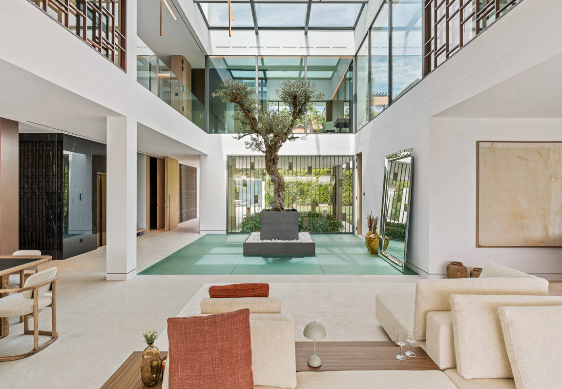 Sophisticated Contemporary Villa on the Golden Mile Steps from the Beach