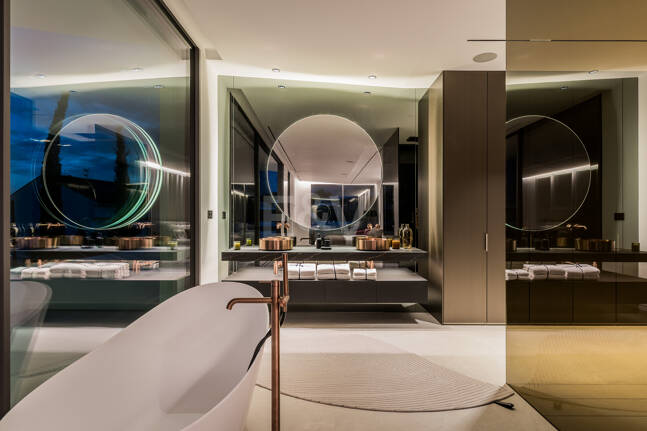 Sophisticated Contemporary Villa on the Golden Mile Steps from the Beach