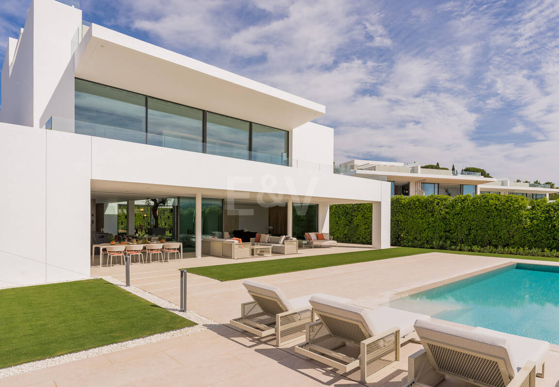 Sophisticated Contemporary Villa on the Golden Mile Steps from the Beach