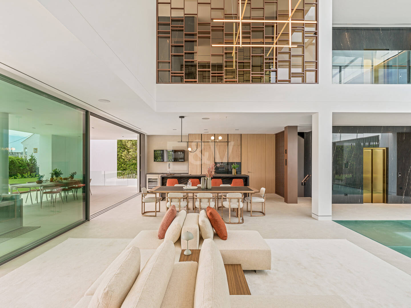 Sophisticated Contemporary Villa on the Golden Mile Steps from the Beach