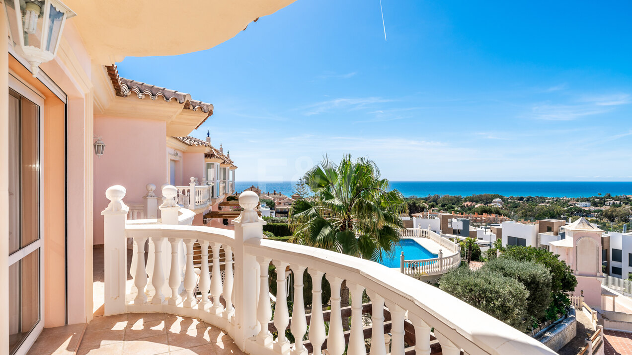 Villa à vendre en Cabopino, Marbella Est