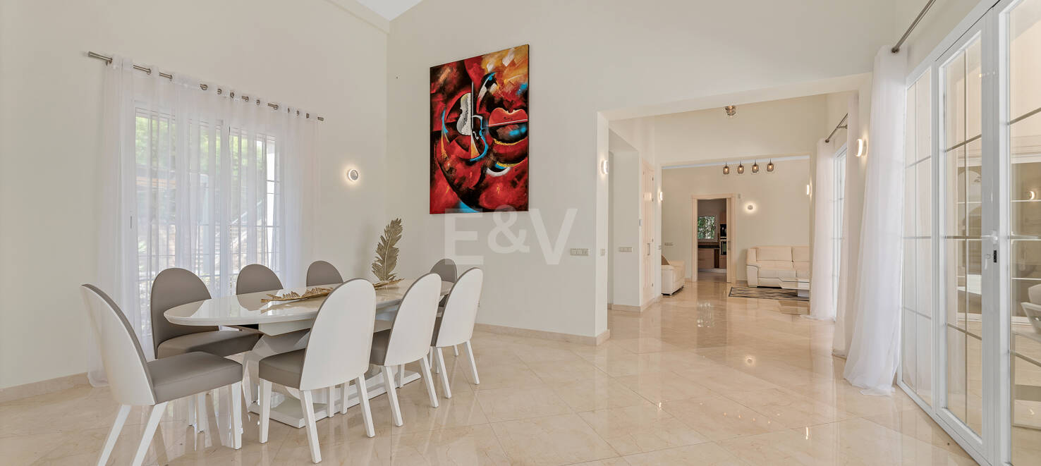 Frontline Los Arqueros Golf Villa with Spectacular Views