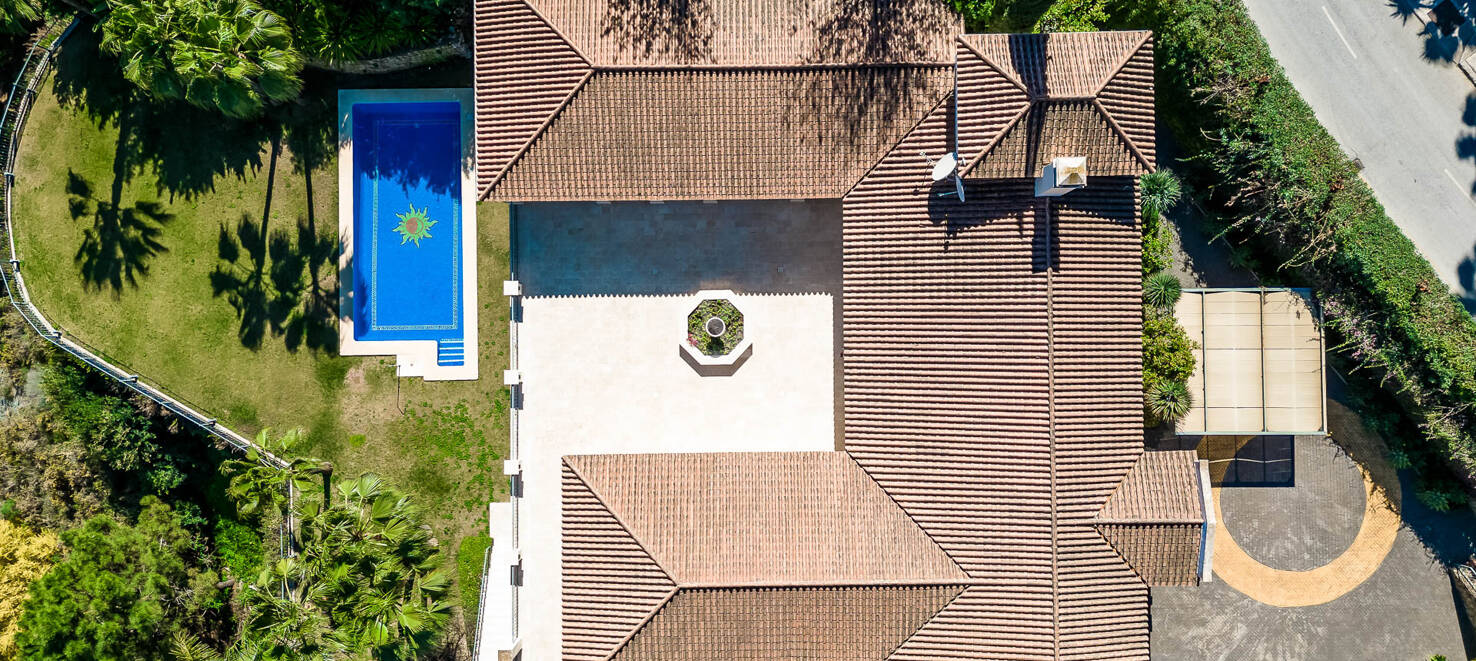 Frontline Los Arqueros Golf Villa with Spectacular Views