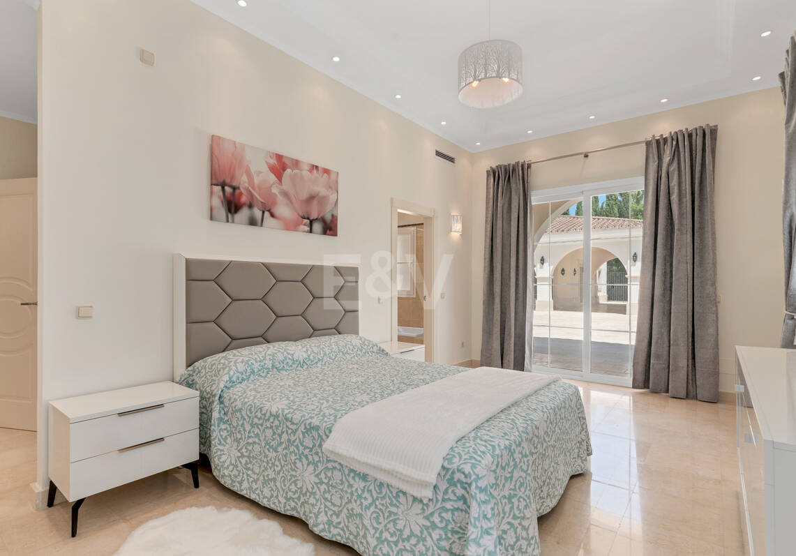 En première ligne Los Arqueros Golf Villa avec spectaculaire Vues