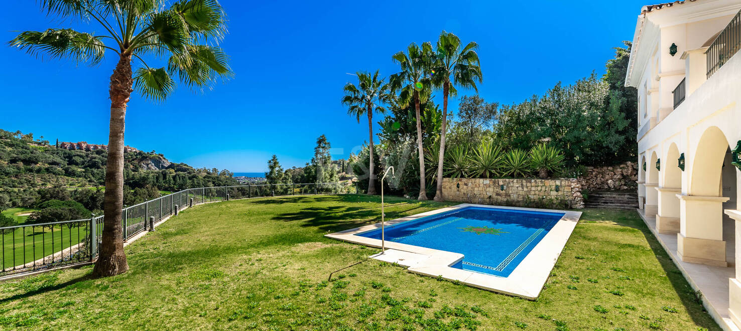 Frontline Los Arqueros Golf Villa with Spectacular Views