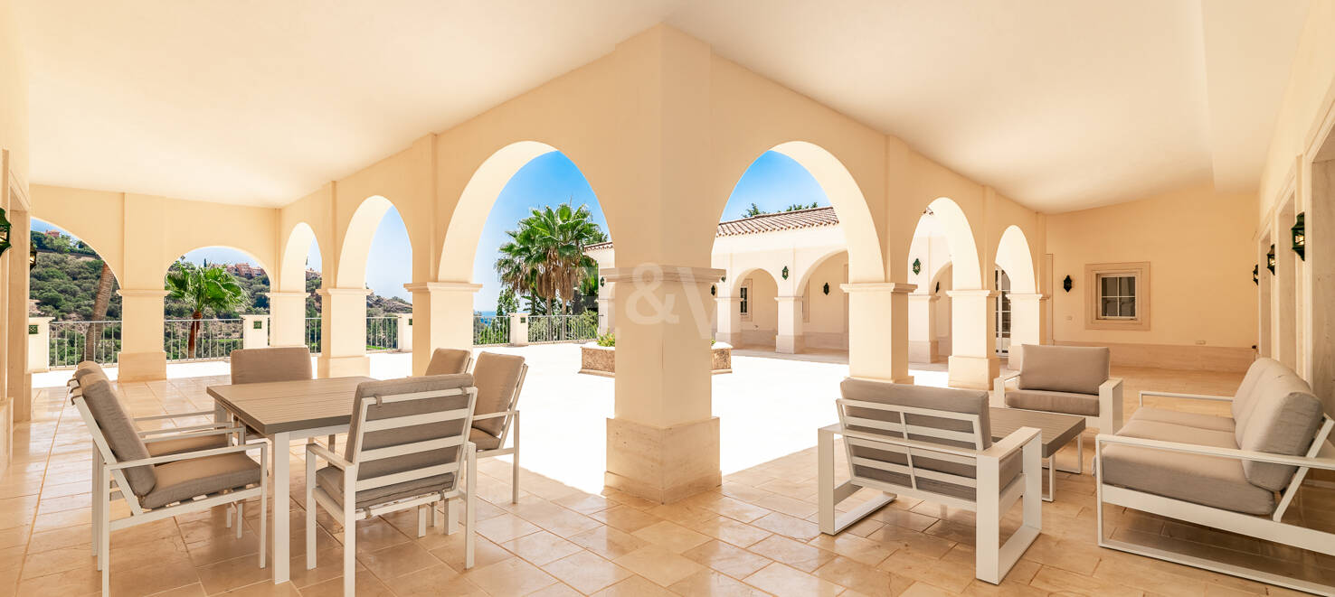 Frontline Los Arqueros Golf Villa with Spectacular Views