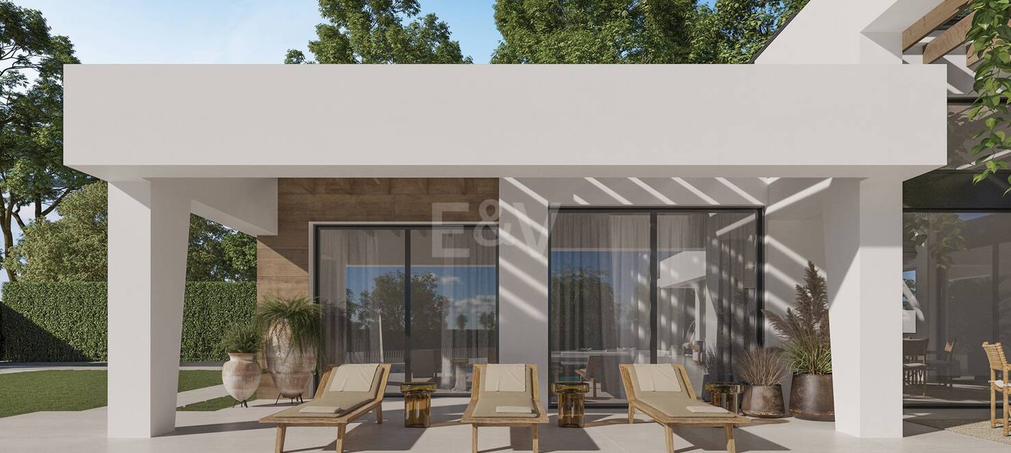 Moderne Luxusvilla in Nueva Andalucia in Golflage