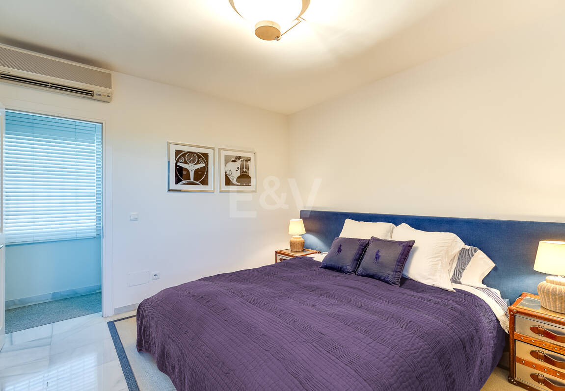 Villa with sea views in Cascada de Camoján. Prices from €6,000per week