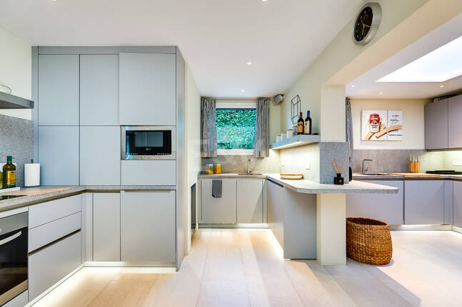 Villa with sea views in Cascada de Camoján. Prices from €6,000per week