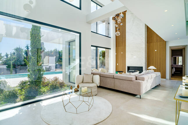 Modern Villa i Marbesa nära stranden