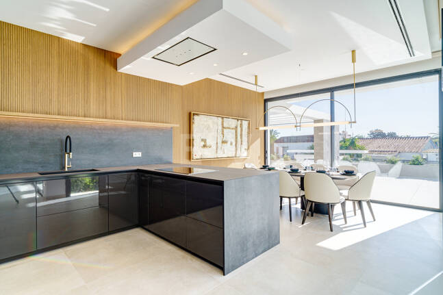 Modern Villa i Marbesa nära stranden