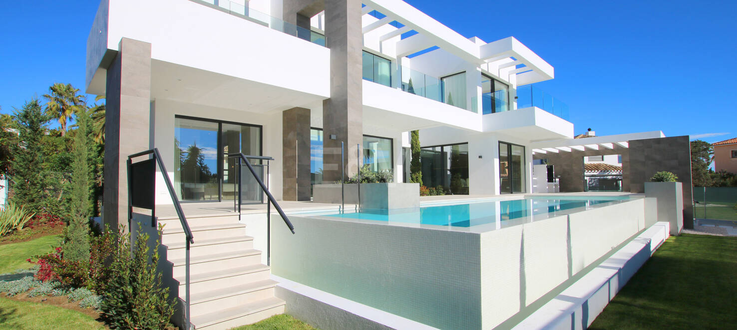 Modern Villa i Marbesa nära stranden