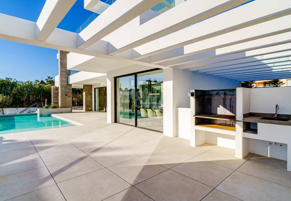 Modern Villa i Marbesa nära stranden