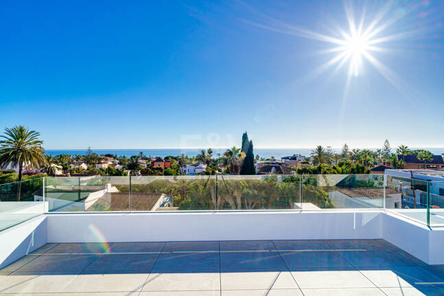 Modern Villa i Marbesa nära stranden