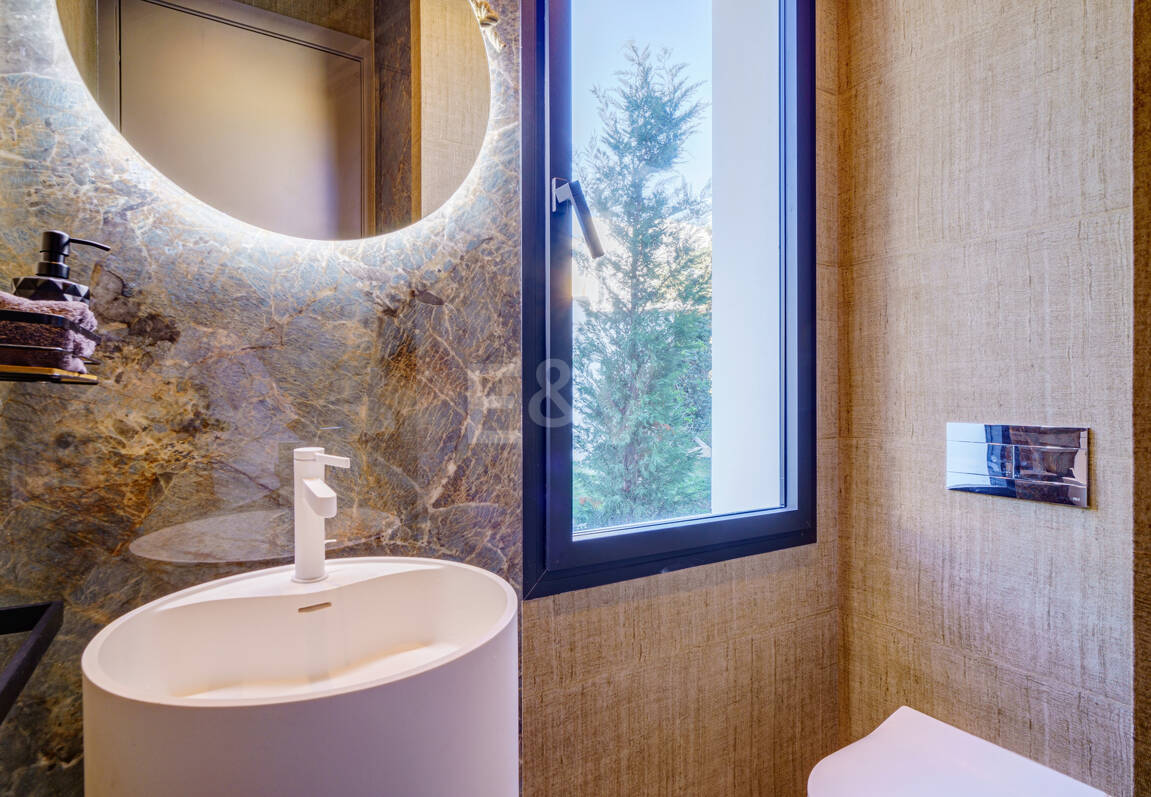 Modern Villa i Marbesa nära stranden