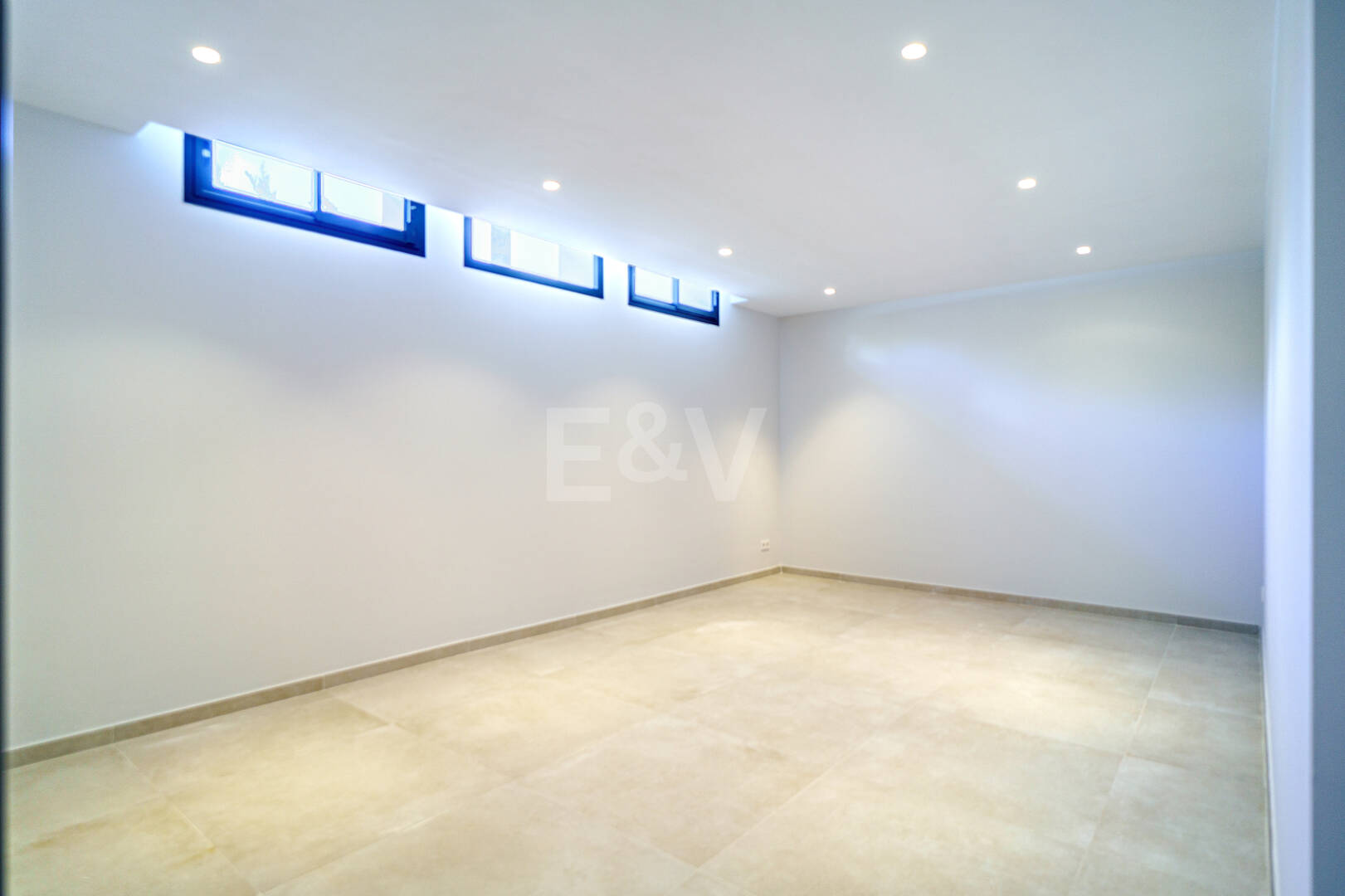 Modern Villa i Marbesa nära stranden