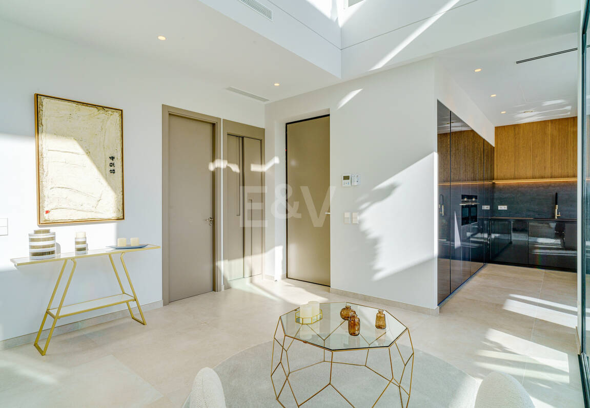 Modern Villa i Marbesa nära stranden