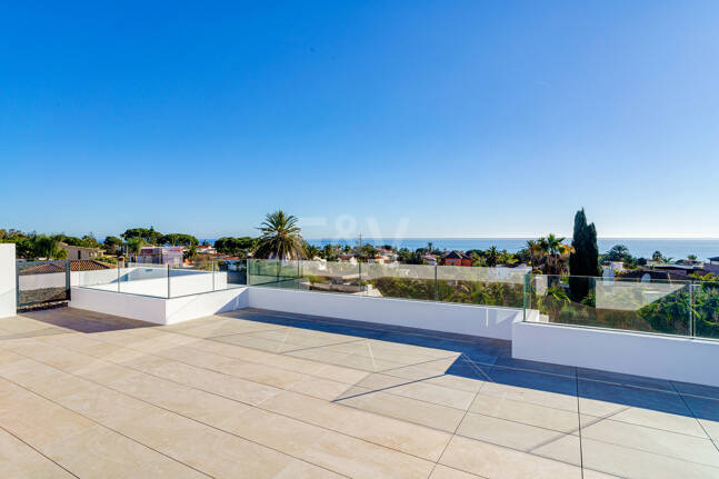 Modern Villa i Marbesa nära stranden