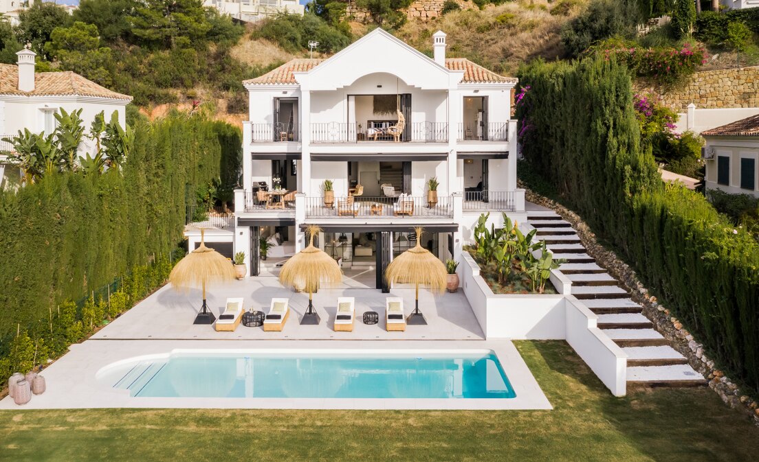 Villa élégante avec vue panoramique sur la montagne à Puerto del Capitán, Los Arqueros.