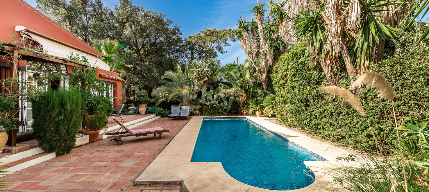 Andalusiska Style Villa i El Rosario