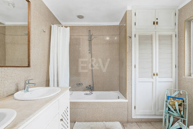 Andalusiska Style Villa i El Rosario