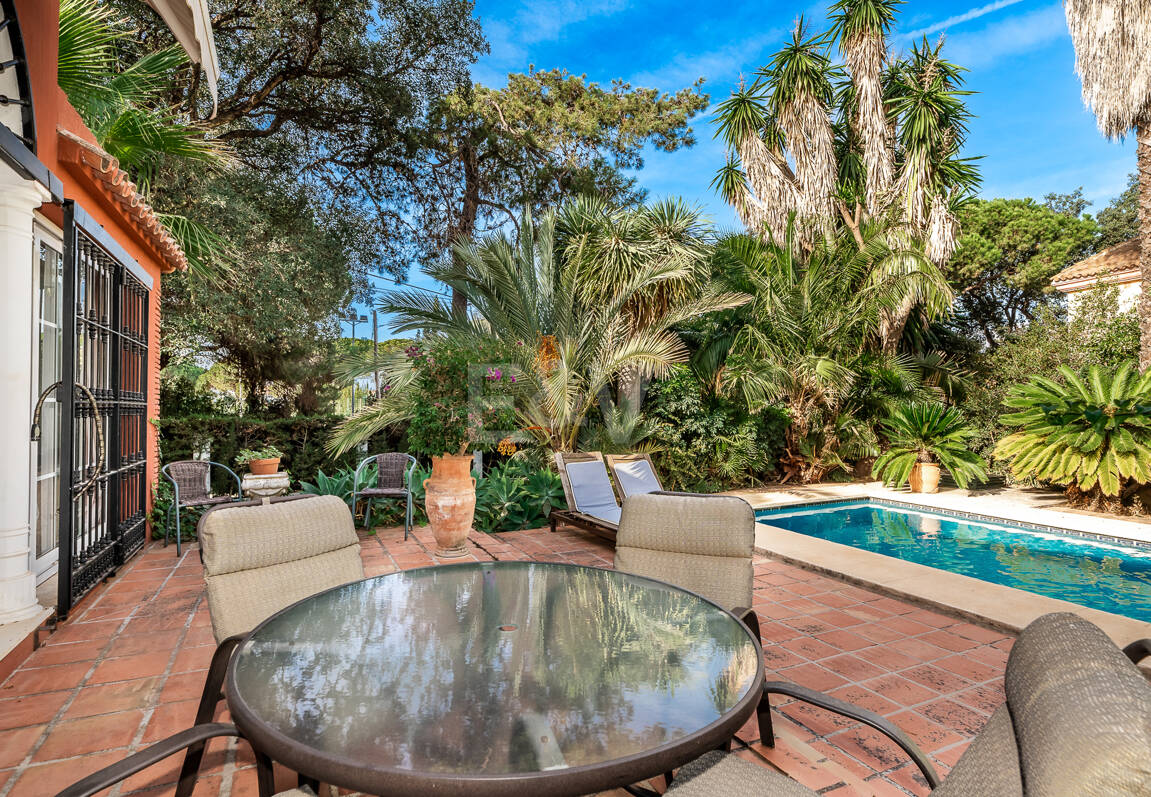 Andalusiska Style Villa i El Rosario