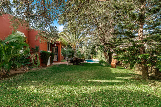 Andalusiska Style Villa i El Rosario