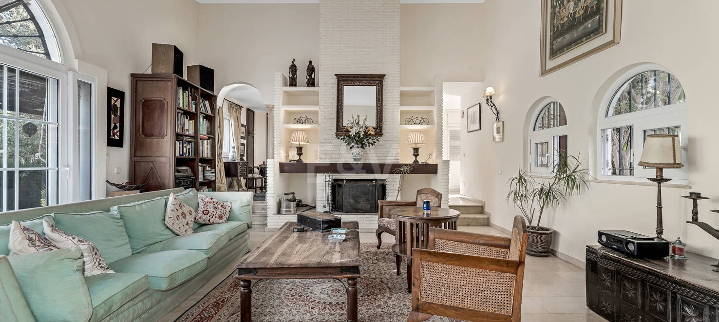 Andalusiska Style Villa i El Rosario
