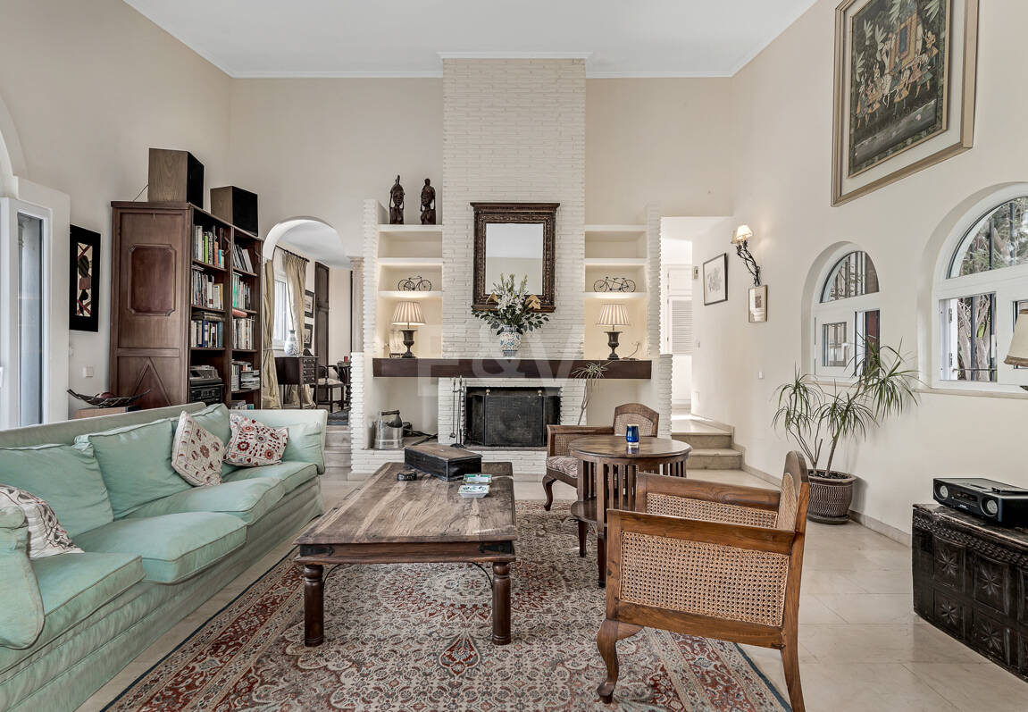 Andalusiska Style Villa i El Rosario