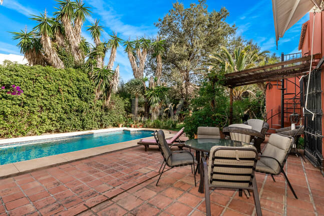 Andalusiska Style Villa i El Rosario