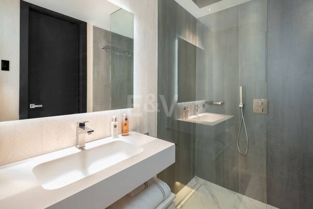 Elegante apartamento con vistas, Puerto Banús