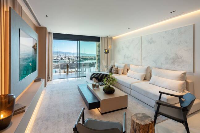 Elegante apartamento con vistas, Puerto Banús