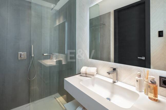 Elegante apartamento con vistas, Puerto Banús