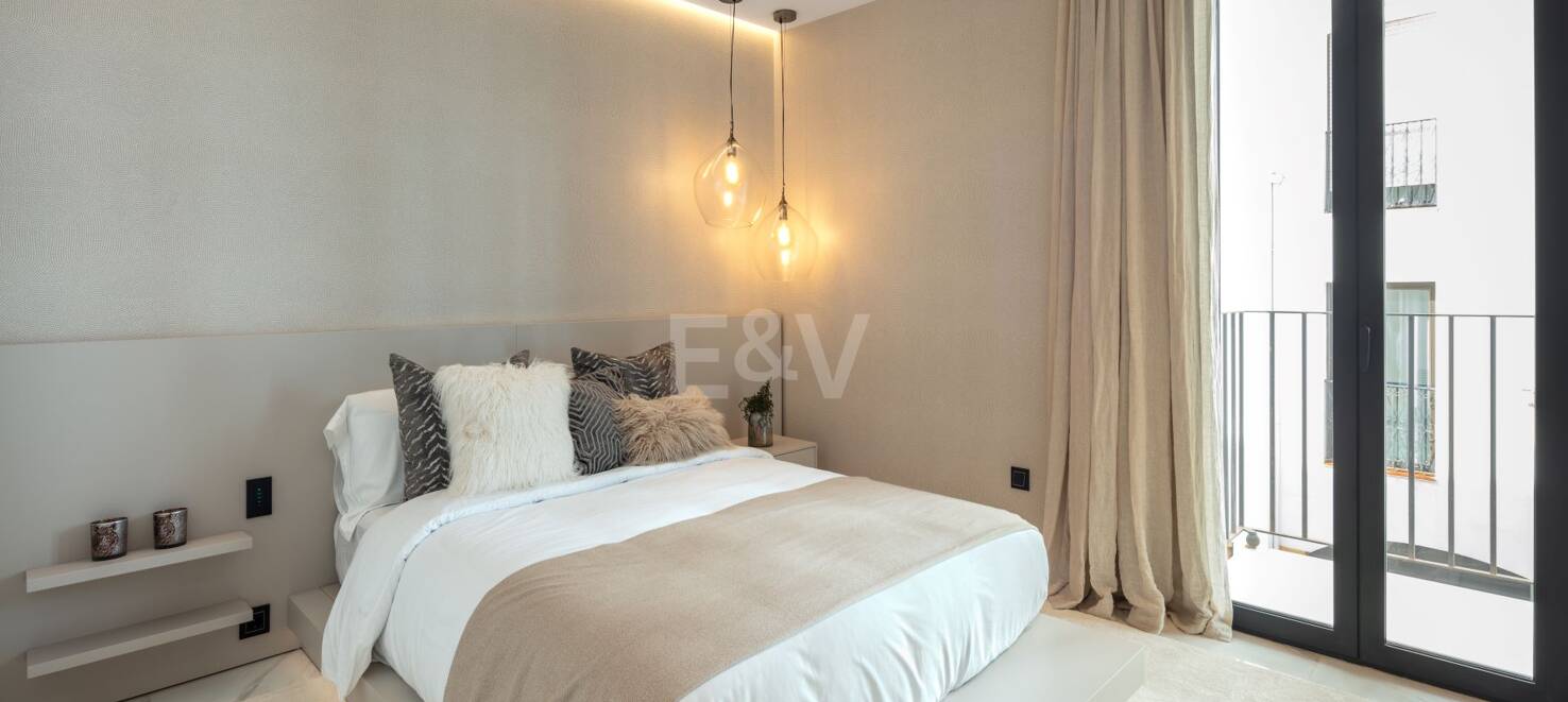 Elegant apartment with panoramic views