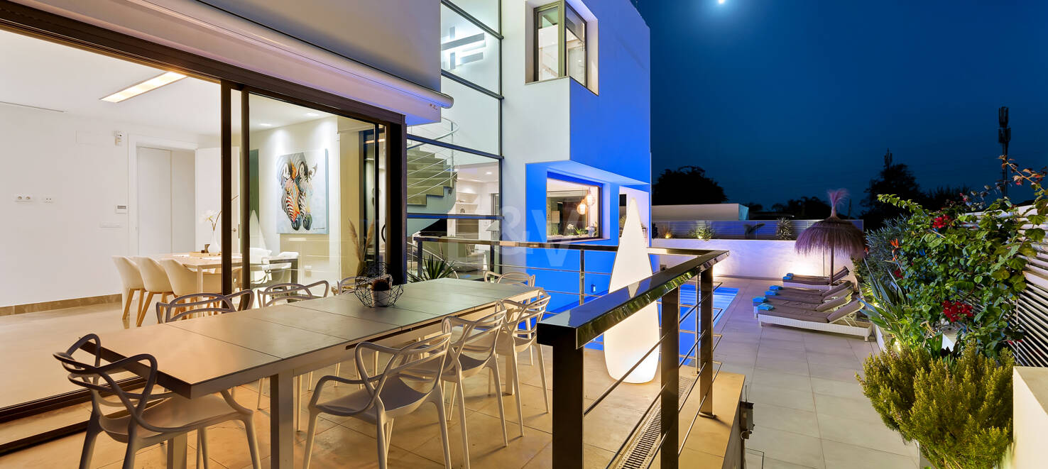 THE CUBE – Elégante villa de style scandinave à Nagüeles