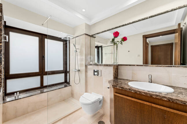 Mediterranean Benahavís Miejska Willa z widokiem na morze panoramiczne i góry.