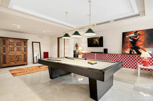 Mediterranean Benahavís Miejska Willa z widokiem na morze panoramiczne i góry.