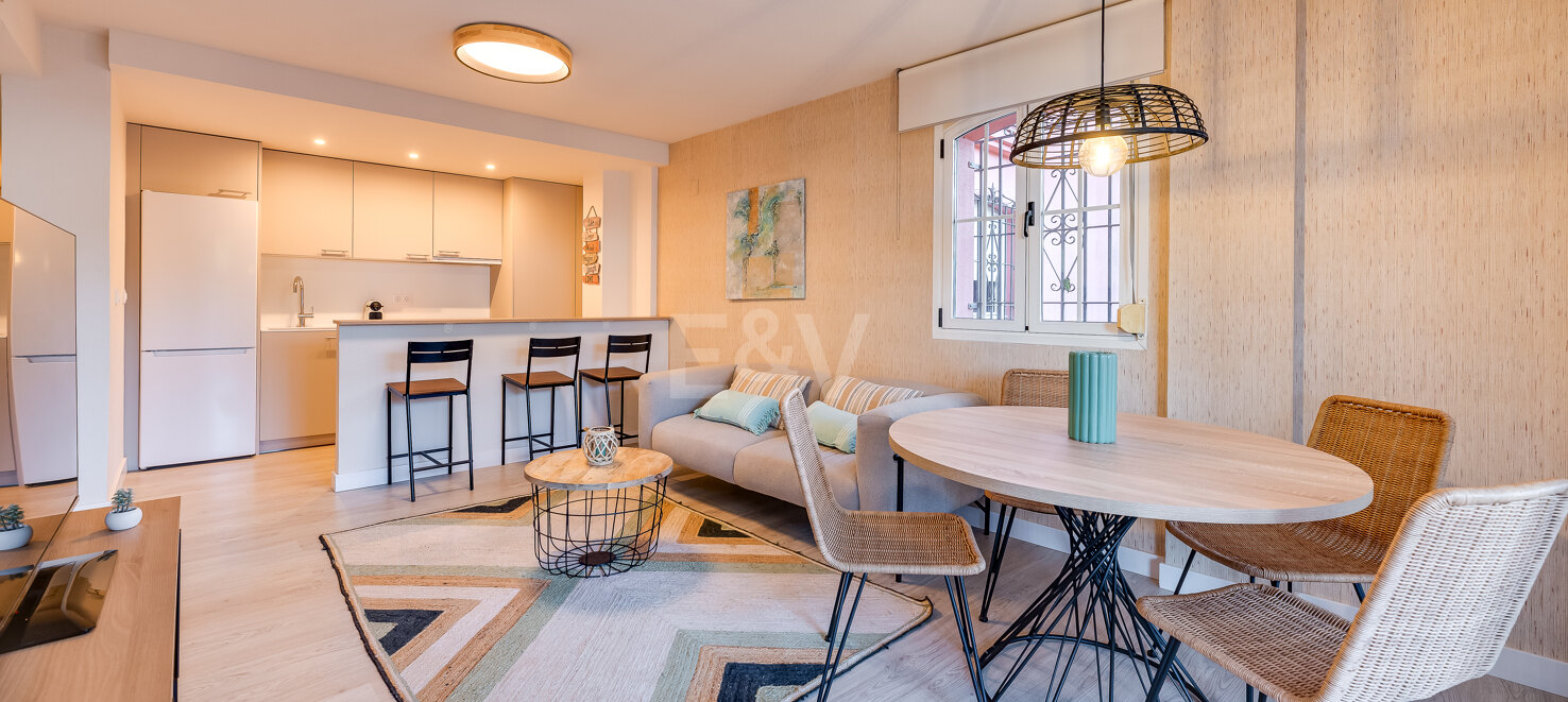 Bright and Modern Apartment Next to the Beach