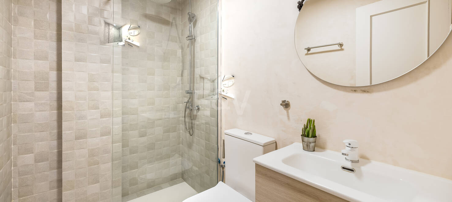 Appartement lumineux et moderne à côté de la plage