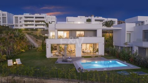 Brand New Luxurious Villa in Los Monteros