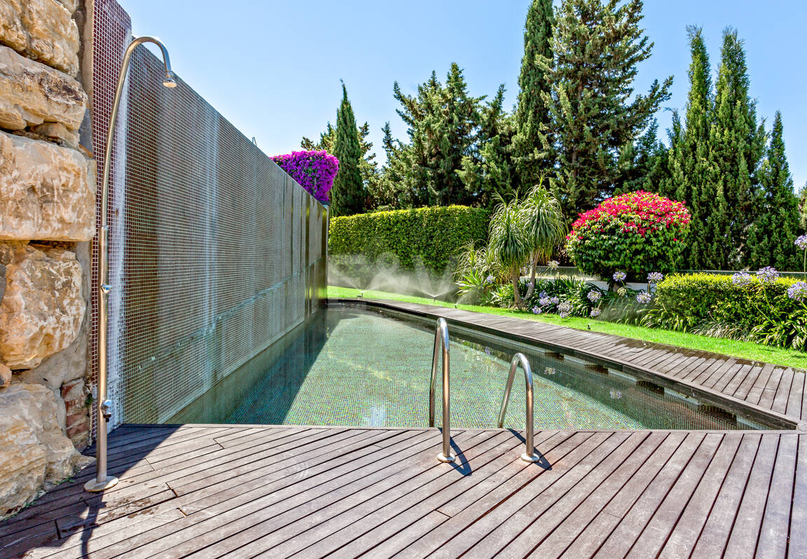 Modern Villa i Hacienda Las Chapas med havsutsikt