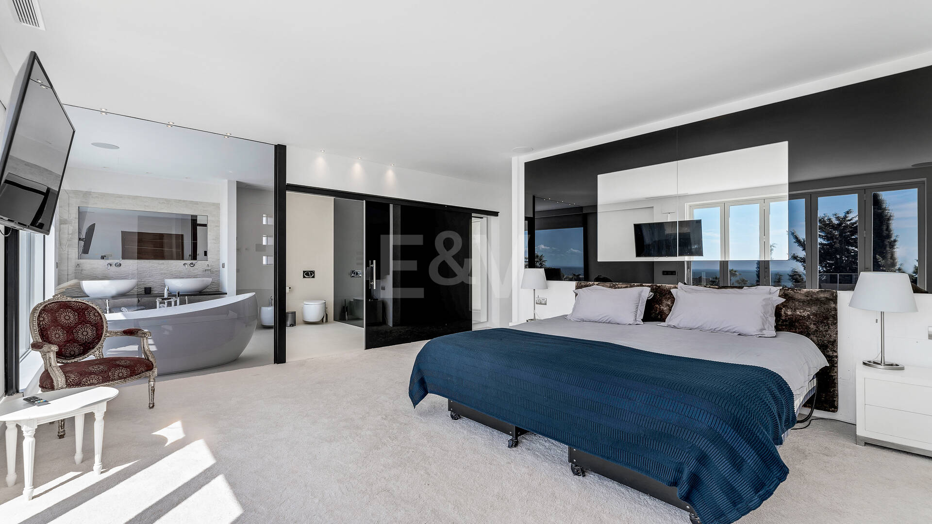 Modern Villa i Hacienda Las Chapas med havsutsikt