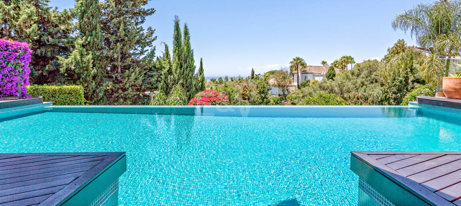 Modern Villa i Hacienda Las Chapas med havsutsikt