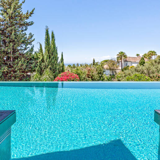 Modern Villa i Hacienda Las Chapas med havsutsikt