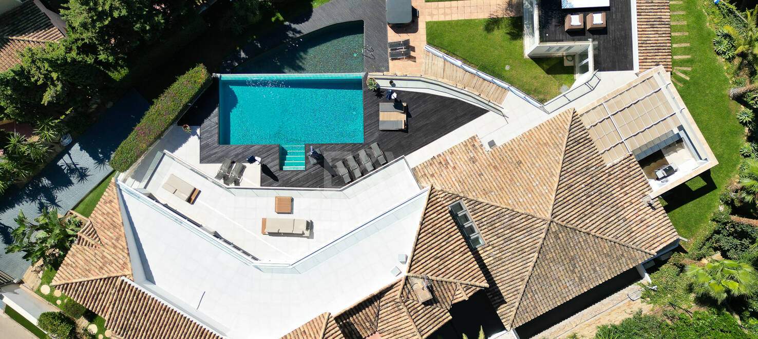 Modern Villa i Hacienda Las Chapas med havsutsikt