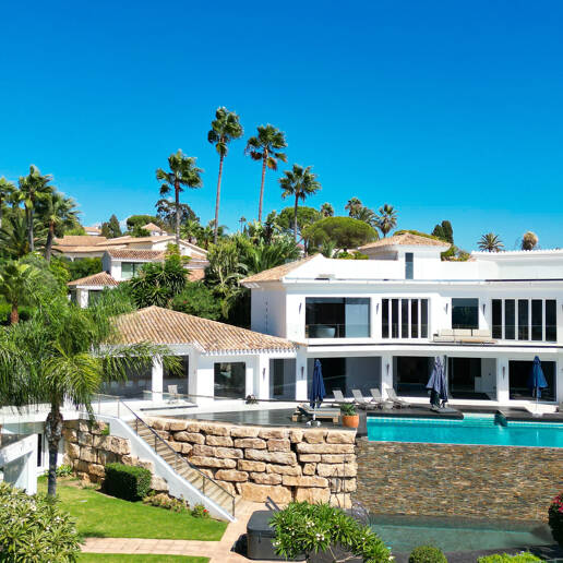 Villa moderna en Hacienda Las Chapas con impresionantes vistas al mar